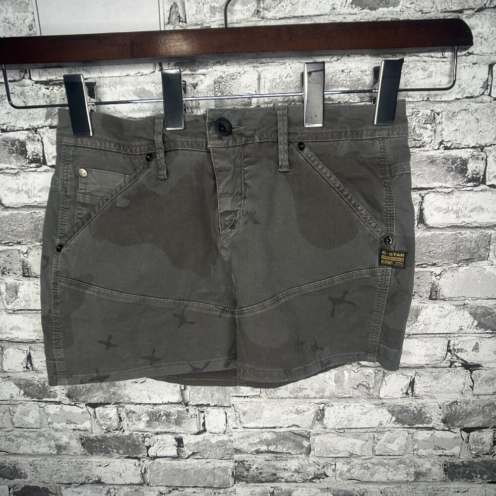 EUC G-Star Raw Women's Denim Skirt Grey Camouflage Size 27